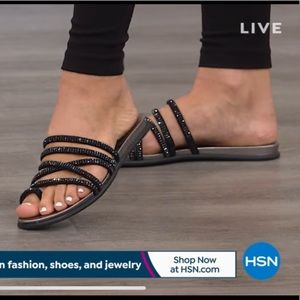 Vince Camino Ezzina Studded ToeLoop Slide Sandal, Black